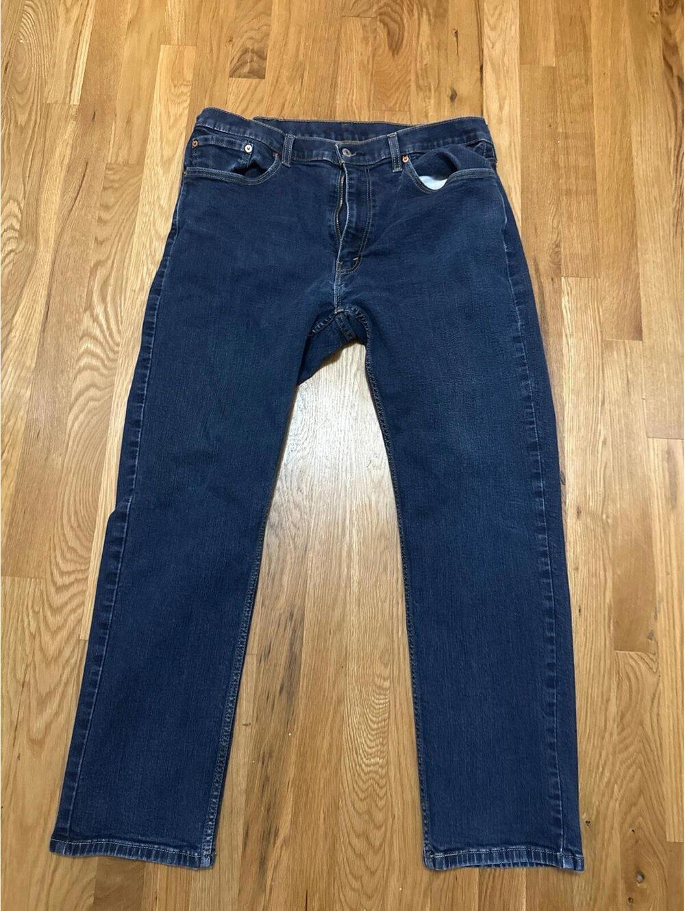 Levis Men’s 559 Jeans Size 38x32